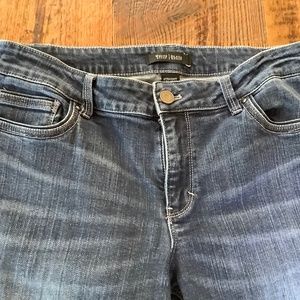 White House Black Market Straight Leg Crop Jeans